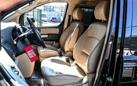 Hyundai Grand Starex Grand Starex I рестайлинг 2, 2018 год, 4 799 000 рублей, 9 фотография