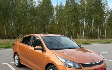 KIA Rio IV, 2017 год, 1 000 000 рублей, 10 фотография