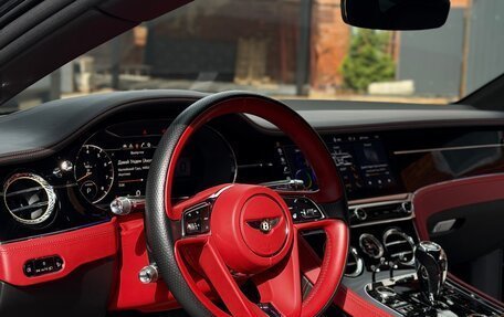 Bentley Continental GT III, 2019 год, 14 250 000 рублей, 20 фотография