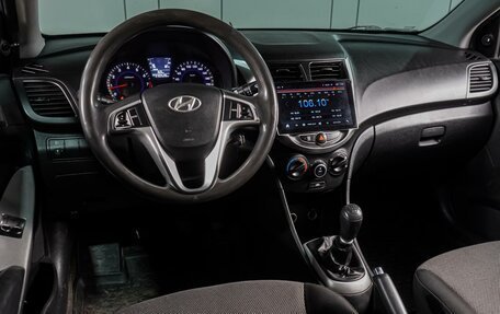 Hyundai Solaris II рестайлинг, 2011 год, 549 000 рублей, 6 фотография