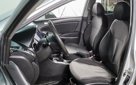 Hyundai Solaris II рестайлинг, 2011 год, 549 000 рублей, 10 фотография