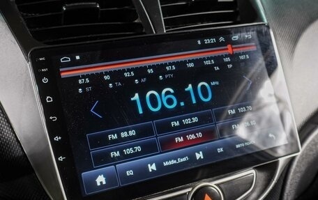 Hyundai Solaris II рестайлинг, 2011 год, 549 000 рублей, 12 фотография