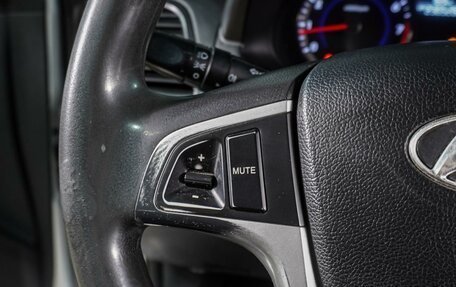 Hyundai Solaris II рестайлинг, 2011 год, 549 000 рублей, 14 фотография