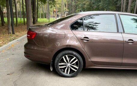 Volkswagen Jetta VI, 2015 год, 1 195 000 рублей, 10 фотография