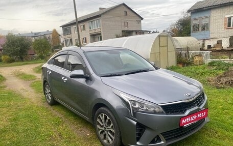 KIA Rio IV, 2020 год, 1 550 000 рублей, 3 фотография