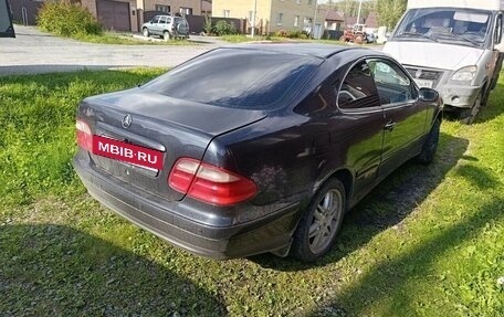 Mercedes-Benz CLK-Класс, 2000 год, 500 000 рублей, 4 фотография