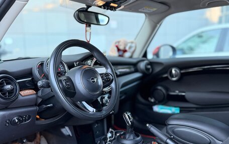 MINI Hatch, 2019 год, 1 750 000 рублей, 10 фотография