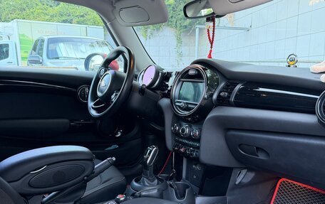 MINI Hatch, 2019 год, 1 750 000 рублей, 8 фотография