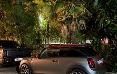 MINI Hatch, 2019 год, 1 750 000 рублей, 20 фотография