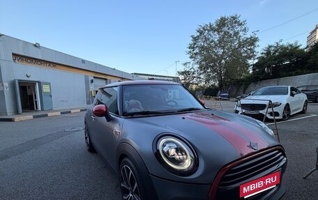 MINI Hatch, 2019 год, 1 750 000 рублей, 16 фотография
