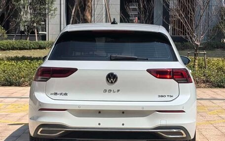 Volkswagen Golf VIII, 2022 год, 1 930 000 рублей, 5 фотография