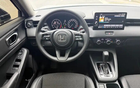 Honda Vezel, 2023 год, 1 719 099 рублей, 12 фотография