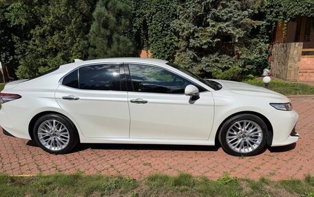 Toyota Camry, 2018 год, 3 999 999 рублей, 4 фотография