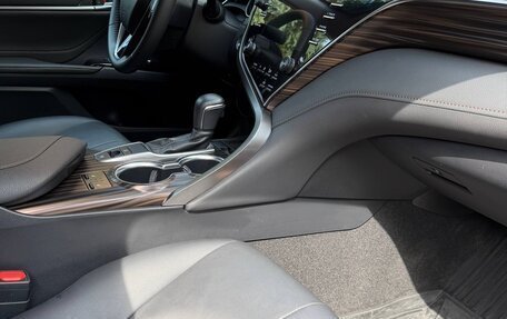 Toyota Camry, 2018 год, 3 999 999 рублей, 21 фотография