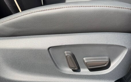 Toyota Camry, 2018 год, 3 999 999 рублей, 23 фотография
