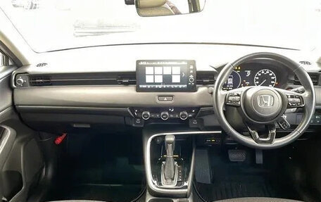 Honda Vezel, 2023 год, 1 870 000 рублей, 7 фотография