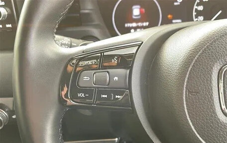 Honda Vezel, 2023 год, 1 870 000 рублей, 9 фотография