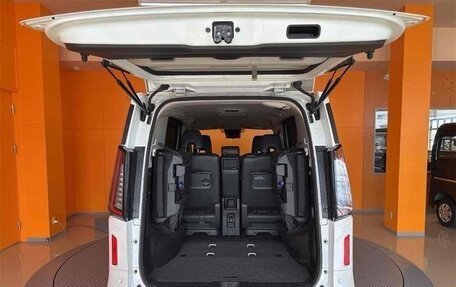 Nissan Serena, 2023 год, 2 174 009 рублей, 8 фотография