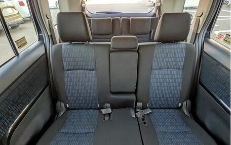 Toyota ISis I, 2015 год, 1 073 069 рублей, 17 фотография