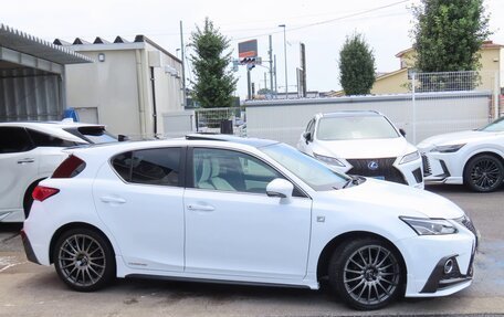 Lexus CT I рестайлинг, 2022 год, 1 800 000 рублей, 6 фотография