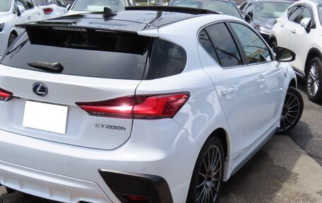Lexus CT I рестайлинг, 2022 год, 1 800 000 рублей, 7 фотография