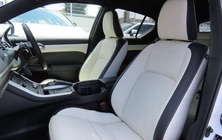 Lexus CT I рестайлинг, 2022 год, 1 800 000 рублей, 24 фотография