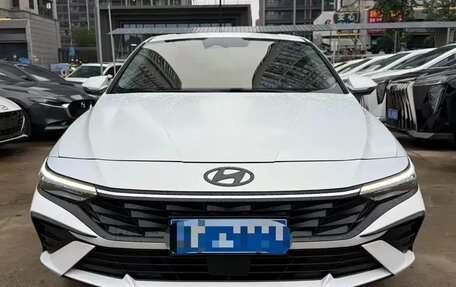 Hyundai Elantra, 2023 год, 1 658 000 рублей, 2 фотография