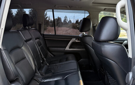 Toyota Land Cruiser 200, 2011 год, 4 850 000 рублей, 10 фотография