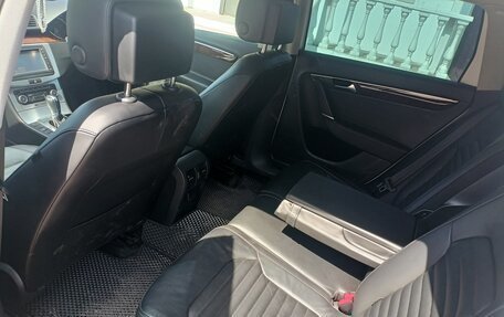 Volkswagen Passat B7, 2011 год, 1 050 000 рублей, 4 фотография