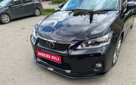 Lexus CT I рестайлинг, 2013 год, 1 300 000 рублей, 1 фотография
