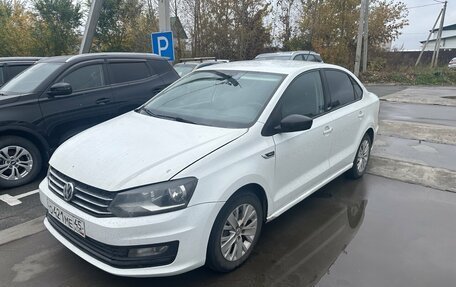 Volkswagen Polo VI (EU Market), 2018 год, 470 000 рублей, 4 фотография