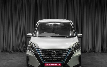 Nissan Serena IV, 2018 год, 2 140 000 рублей, 3 фотография