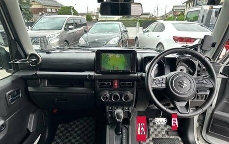 Suzuki Jimny, 2023 год, 1 130 000 рублей, 16 фотография