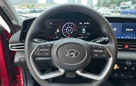 Hyundai Elantra, 2023 год, 1 876 000 рублей, 11 фотография