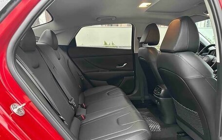Hyundai Elantra, 2023 год, 1 876 000 рублей, 17 фотография