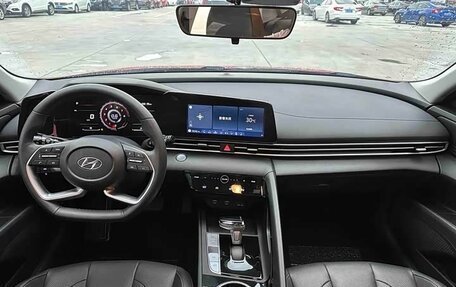 Hyundai Elantra, 2023 год, 1 876 000 рублей, 13 фотография