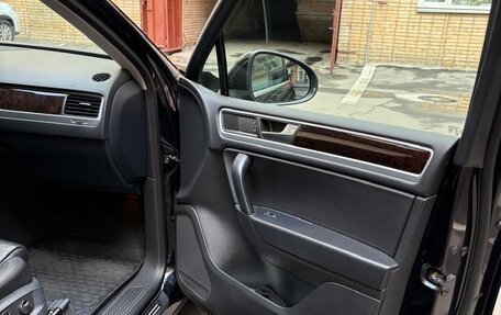 Volkswagen Touareg III, 2013 год, 2 990 000 рублей, 9 фотография