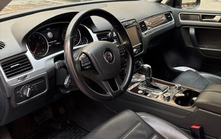 Volkswagen Touareg III, 2013 год, 2 990 000 рублей, 8 фотография