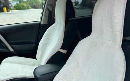 Toyota RAV4, 2018 год, 2 800 000 рублей, 9 фотография