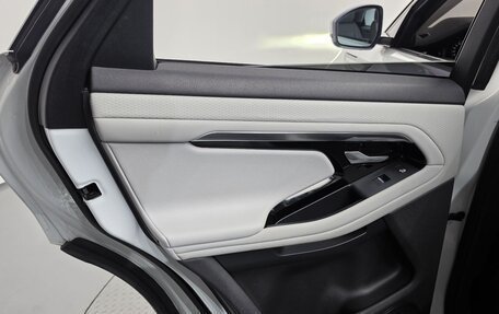Land Rover Range Rover Evoque II, 2020 год, 2 870 000 рублей, 25 фотография