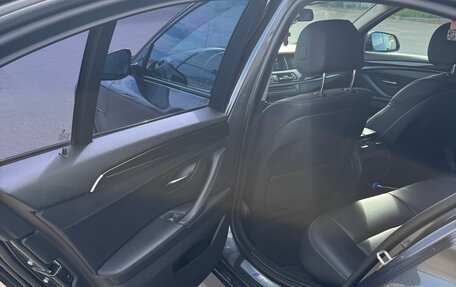 BMW 5 серия, 2016 год, 2 300 000 рублей, 13 фотография