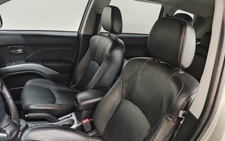 Mitsubishi Outlander III рестайлинг 3, 2007 год, 1 150 000 рублей, 16 фотография