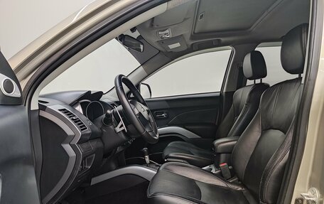 Mitsubishi Outlander III рестайлинг 3, 2007 год, 1 150 000 рублей, 15 фотография