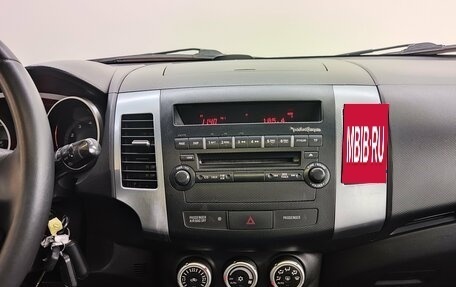 Mitsubishi Outlander III рестайлинг 3, 2007 год, 1 150 000 рублей, 11 фотография