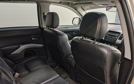 Mitsubishi Outlander III рестайлинг 3, 2007 год, 1 150 000 рублей, 24 фотография