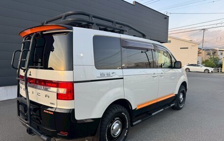Mitsubishi Delica D:5 I, 2017 год, 2 000 000 рублей, 5 фотография