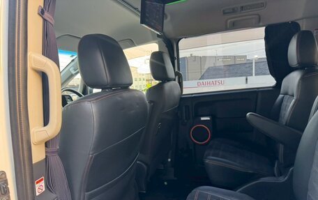 Mitsubishi Delica D:5 I, 2017 год, 2 000 000 рублей, 35 фотография