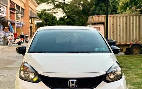 Honda Fit, 2023 год, 1 037 000 рублей, 2 фотография