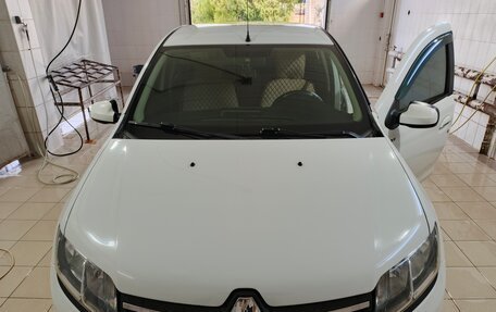 Renault Logan II, 2016 год, 970 000 рублей, 9 фотография