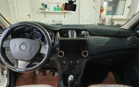 Renault Logan II, 2016 год, 970 000 рублей, 5 фотография